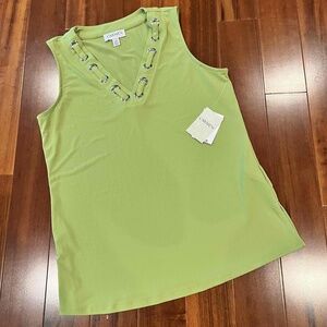 New NWT Carmen Marc Valvo Lime Green Tank Top Sleeveless V-Neck Grommet Sz Small